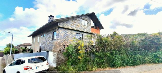 Foto 2 de Xalet en venda a Nigrán de 5 habitacions amb terrassa i garatge