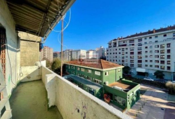 Foto 1 de Àtic en venda a Bouzas - Coia de 4 habitacions amb terrassa i garatge