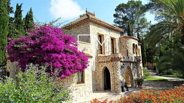 Foto 2 de Chalet en venta en Xàtiva de 3 habitaciones con terraza y piscina