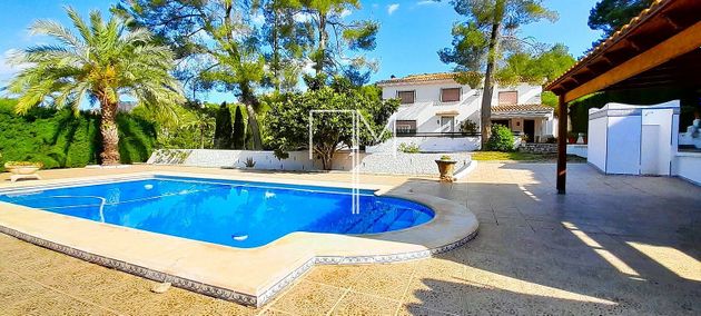 Foto 2 de Xalet en venda a Xàtiva de 4 habitacions amb terrassa i piscina