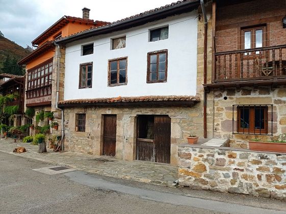 Foto 1 de Casa en venda a Bárcena de Pie de Concha de 6 habitacions i 282 m²