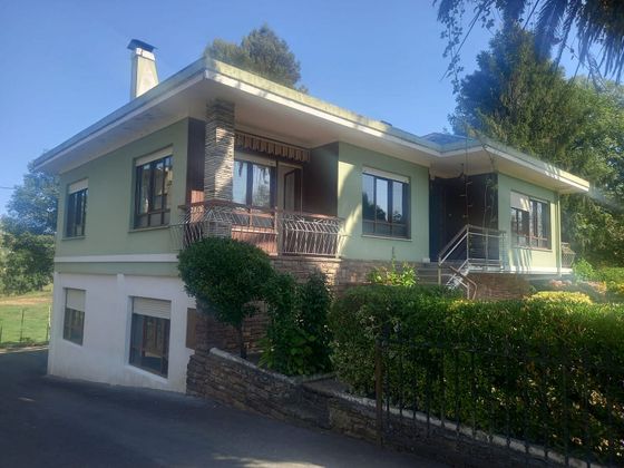 Foto 2 de Xalet en venda a Penagos de 3 habitacions amb terrassa i garatge