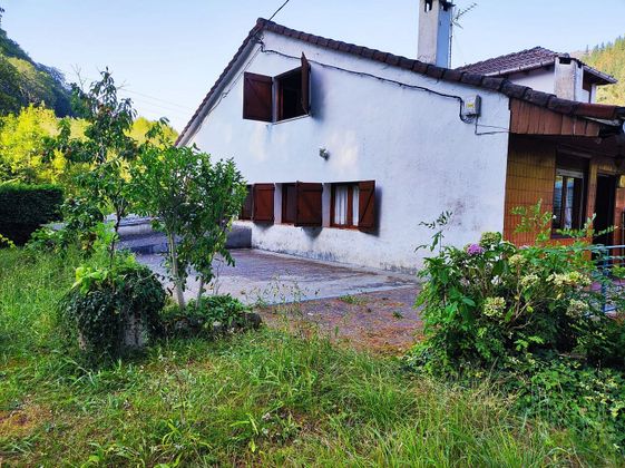 Foto 1 de Casa en venda a Luena de 3 habitacions amb terrassa i garatge