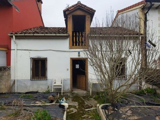 Foto 2 de Casa en venda a calle San Benito de 3 habitacions amb jardí