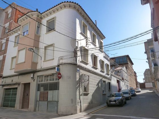 Foto 1 de Edifici en venda a calle Aragón de 603 m²