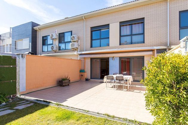 Foto 1 de Casa en venda a Villanueva de Gállego de 4 habitacions amb terrassa i garatge