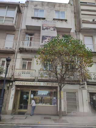 Foto 2 de Edifici en venda a O Berbés - Peniche amb ascensor