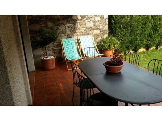 Foto 1 de Chalet en venta en Castrelos - Sardoma de 5 habitaciones con terraza y piscina