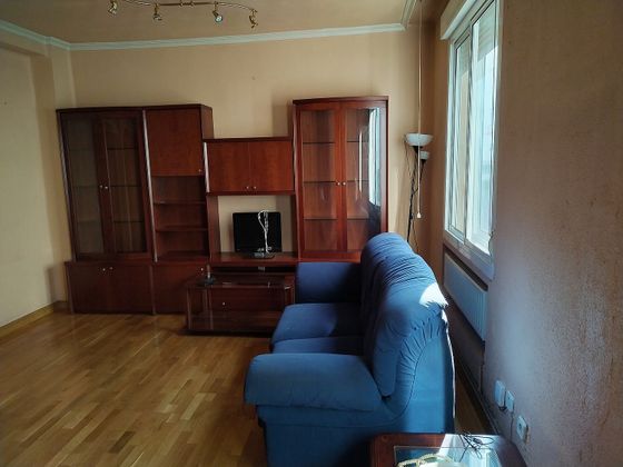 Foto 1 de Pis en venda a Ensanche de 2 habitacions amb terrassa i calefacció