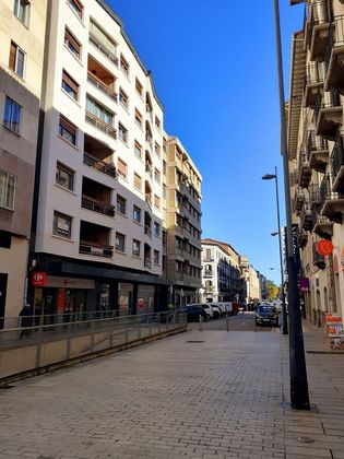 Foto 1 de Pis en venda a calle De Leyre de 6 habitacions amb terrassa i calefacció