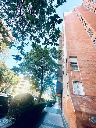 Foto 2 de Pis en venda a calle De Pablo Neruda de 3 habitacions amb terrassa i garatge