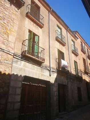Foto 1 de Casa en venda a calle Villegas de 10 habitacions amb terrassa i garatge