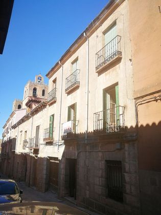Foto 2 de Casa en venda a calle Villegas de 10 habitacions amb terrassa i garatge