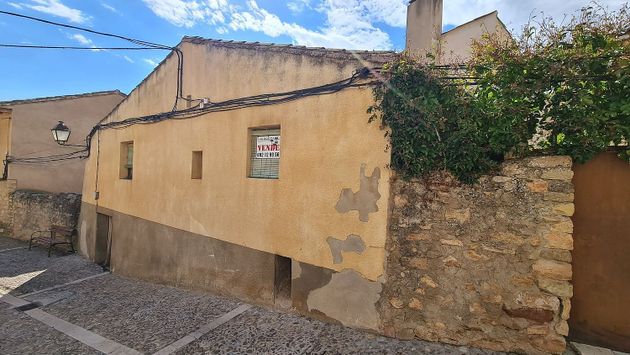 Foto 1 de Casa en venda a Sigüenza de 4 habitacions i 160 m²