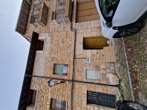 Foto 2 de Casa en venda a Sigüenza de 3 habitacions i 147 m²