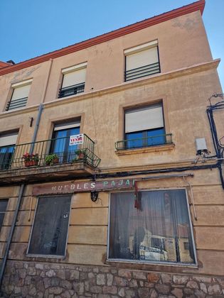 Foto 2 de Pis en venda a Sigüenza de 4 habitacions amb balcó i calefacció