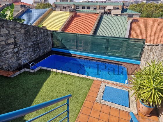 Foto 1 de Casa adossada en venda a Castrelos - Sardoma de 5 habitacions amb terrassa i piscina