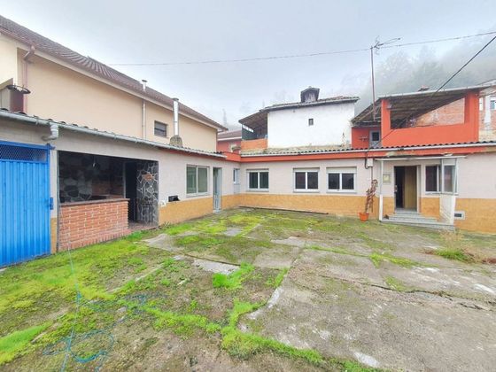 Foto 1 de Casa en venda a Grado de 3 habitacions amb terrassa i garatge