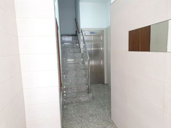 Foto 1 de Venta de piso en Grado de 3 habitaciones con ascensor
