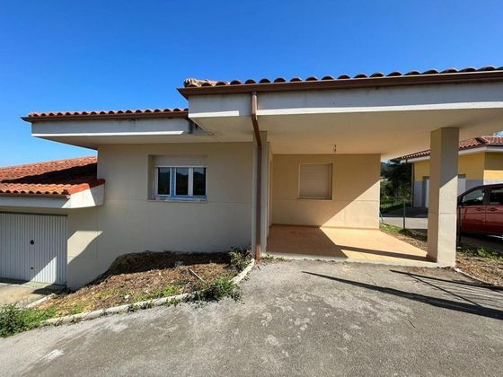Foto 1 de Casa en venda a Soto del Barco de 3 habitacions amb terrassa i garatge