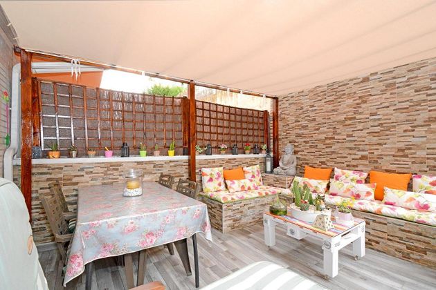 Foto 1 de Dúplex en venda a calle De la Ronda de 3 habitacions amb terrassa i piscina