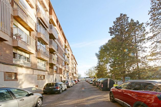 Foto 1 de Venta de piso en calle Oviedo de 3 habitaciones con terraza y garaje