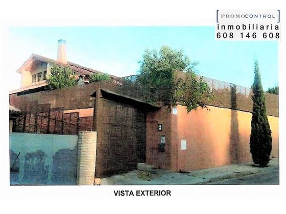 Foto 1 de Xalet en venda a calle Val Alta de 5 habitacions amb terrassa i piscina