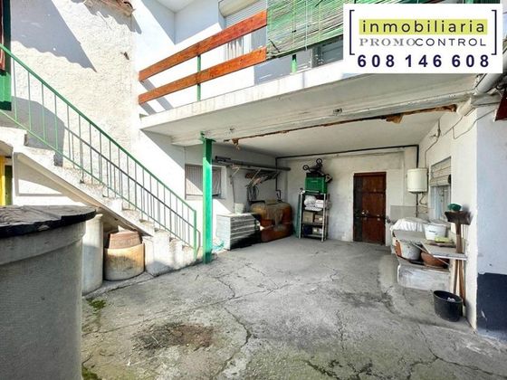 Foto 1 de Casa en venda a calle Jose Sanz de 4 habitacions amb terrassa i garatge