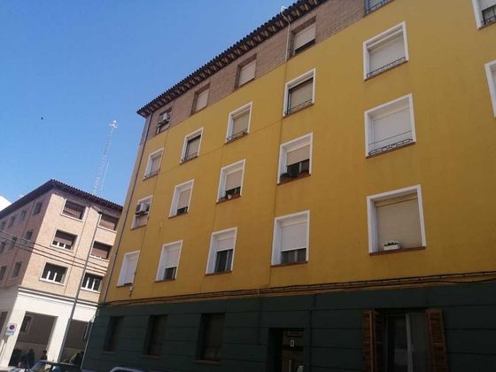 Foto 1 de Pis en venda a calle Jota Aragonesa de 3 habitacions amb calefacció