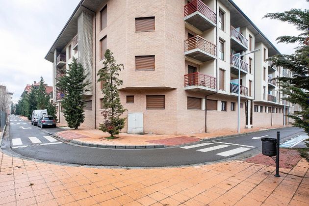Foto 1 de Pis en venda a calle Antonio Saura de 2 habitacions amb terrassa i garatge