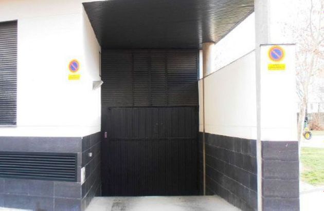 Foto 1 de Venta de garaje en calle Del Paraíso de 22 m²