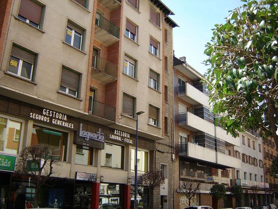 Foto 1 de Pis en venda a Sabiñánigo de 4 habitacions amb terrassa