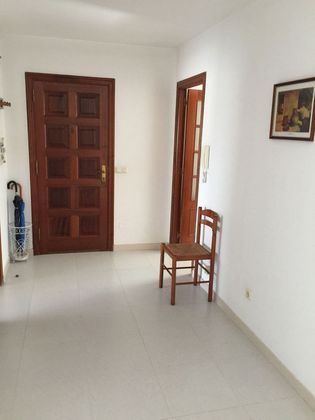 Foto 2 de Pis en venda a Parroquias de Santiago de 3 habitacions amb calefacció