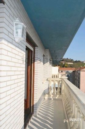 Foto 1 de Ático en venta en Etxebarri de 3 habitaciones con terraza y garaje