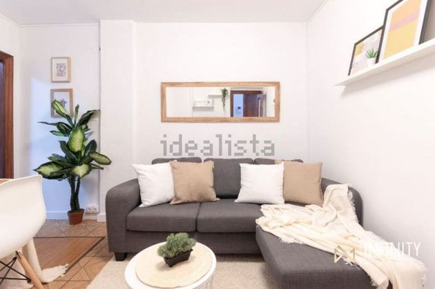 Foto 1 de Pis en lloguer a Iturralde de 4 habitacions amb terrassa i mobles