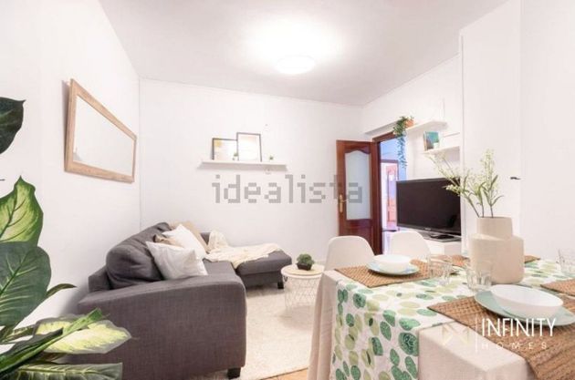Foto 2 de Piso en alquiler en Iturralde de 4 habitaciones con terraza y muebles