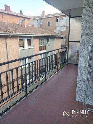Foto 2 de Pis en lloguer a Villamonte de 4 habitacions amb terrassa i mobles