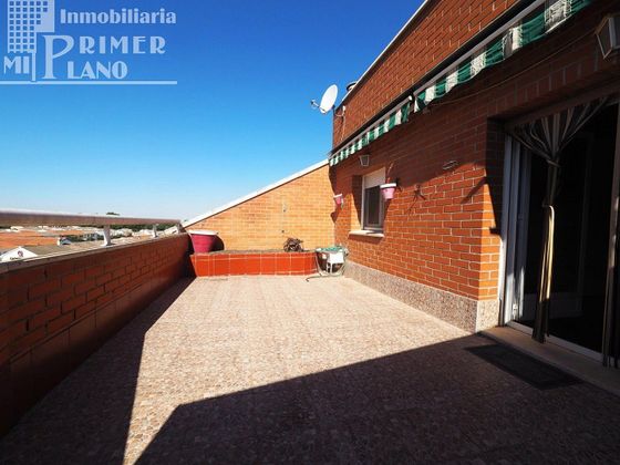 Foto 2 de Àtic en venda a Tomelloso de 3 habitacions amb terrassa i garatge
