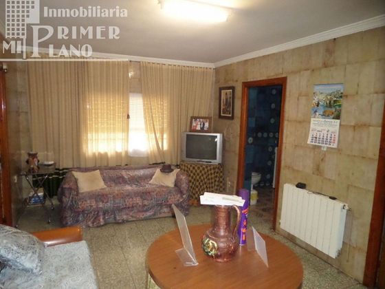 Foto 1 de Xalet en venda a Argamasilla de Alba de 3 habitacions i 371 m²