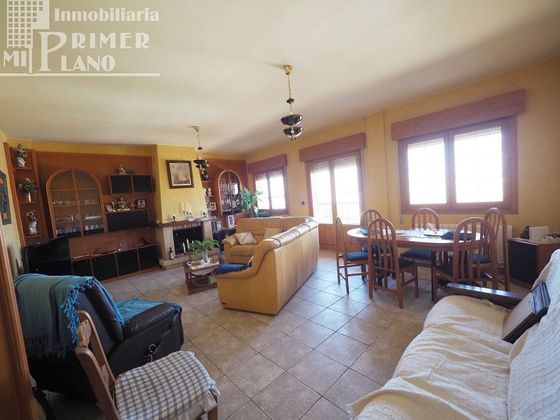 Foto 1 de Xalet en venda a Argamasilla de Alba de 4 habitacions amb terrassa i garatge