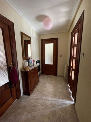 Foto 1 de Alquiler de piso en calle Beleña de 2 habitaciones con muebles y calefacción