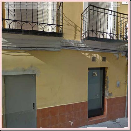 Foto 2 de Local en lloguer a calle De Las Armas de 66 m²