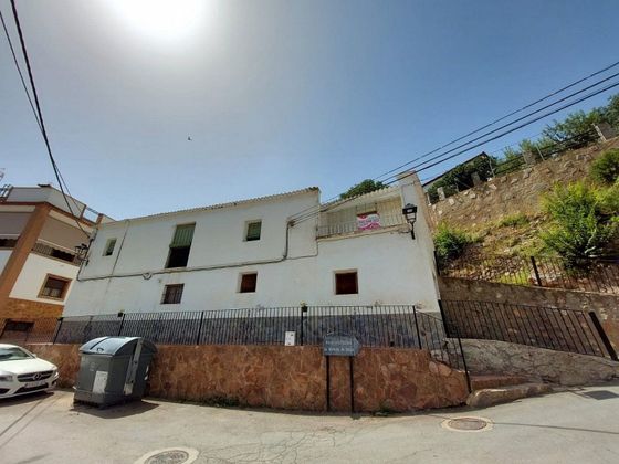 Foto 1 de Casa en venda a calle Iglesia de 6 habitacions amb terrassa i balcó