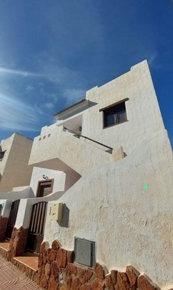 Foto 1 de Casa en venda a Fondón de 3 habitacions amb terrassa i balcó