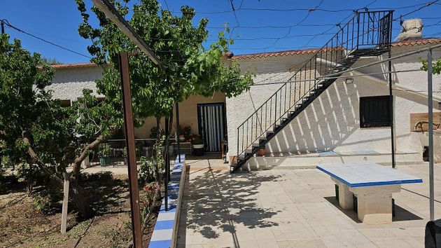 Foto 1 de Xalet en venda a calle Lavadero de 6 habitacions amb terrassa i garatge