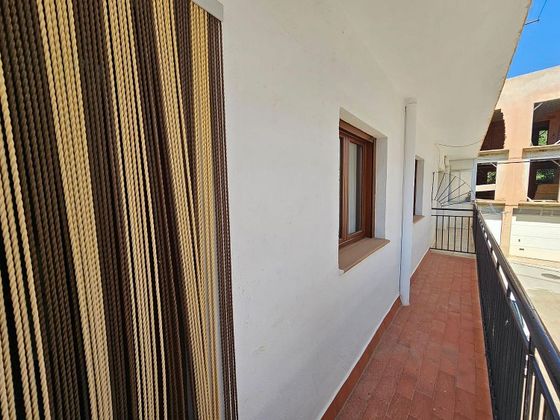 Foto 1 de Venta de piso en calle Ermita de 3 habitaciones con terraza y balcón