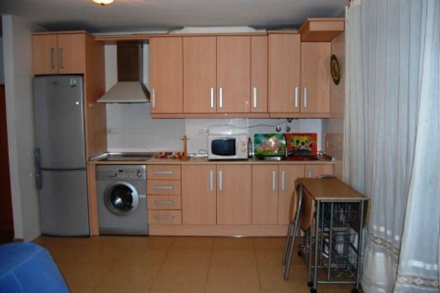 Foto 1 de Alquiler de piso en Ciudad Jardín - Tagarete - El Zapillo de 1 habitación con muebles y aire acondicionado