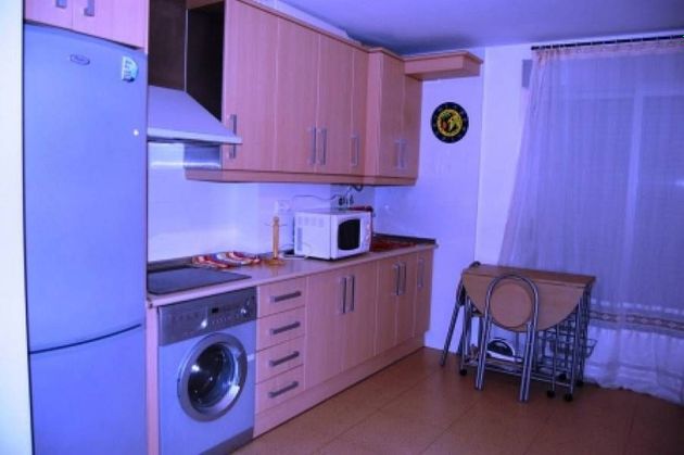 Foto 2 de Alquiler de piso en Ciudad Jardín - Tagarete - El Zapillo de 1 habitación con muebles y aire acondicionado