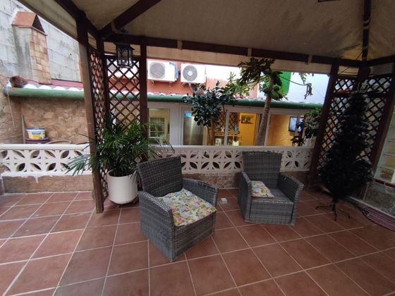 Foto 1 de Venta de chalet en calle Arona Casco de 4 habitaciones con terraza y jardín
