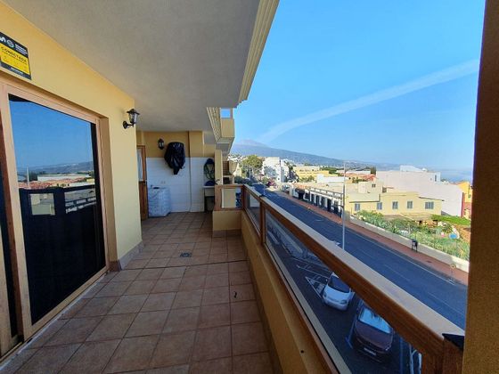Foto 2 de Piso en venta en Santa Úrsula de 3 habitaciones con terraza y garaje